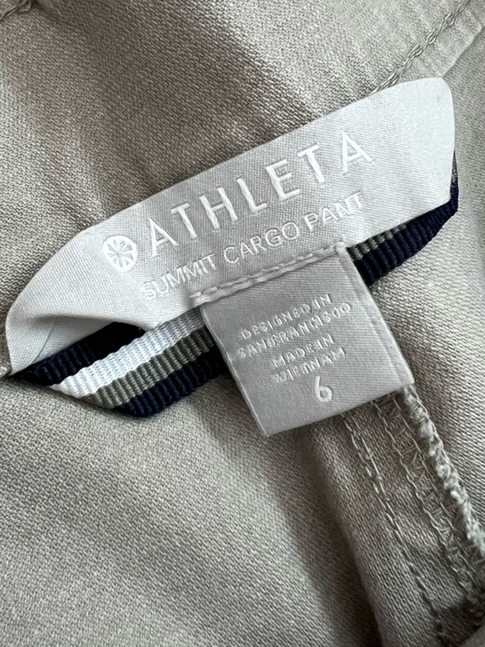 Athleta Summit Cargo Pant Khaki Side Stripe Zip Pocket Size 6 - Picture 6 of 8